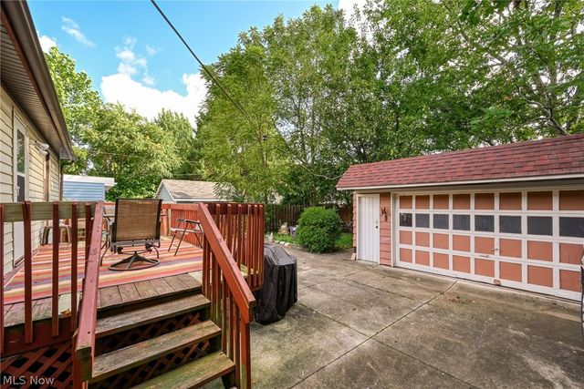 1117 N Main Street, Akron, OH 44310