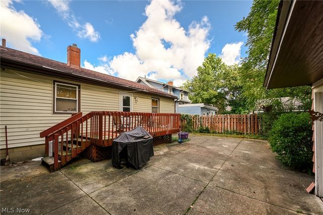 1117 N Main Street, Akron, OH 44310