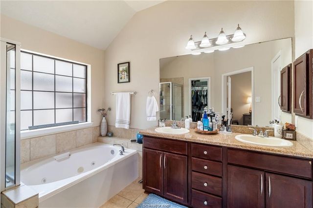 4205 Cripple Creek Court, College Station, TX 77845