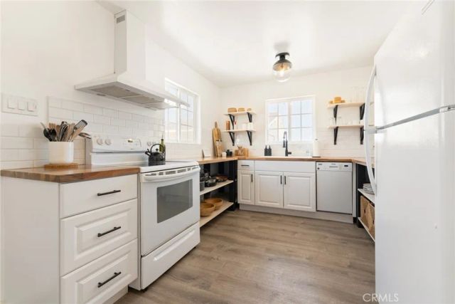 290 Bluegrass Road, 29 Palms, CA 92277