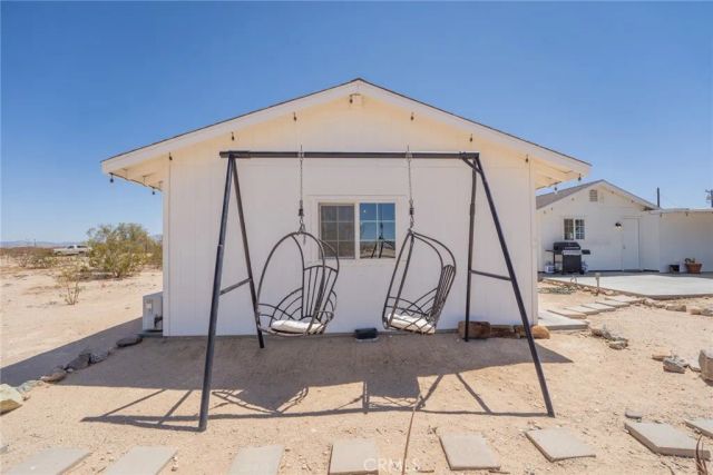 290 Bluegrass Road, 29 Palms, CA 92277