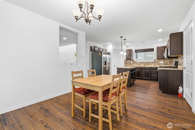 709 Crested Butte Boulevard, Mount Vernon, WA 98273