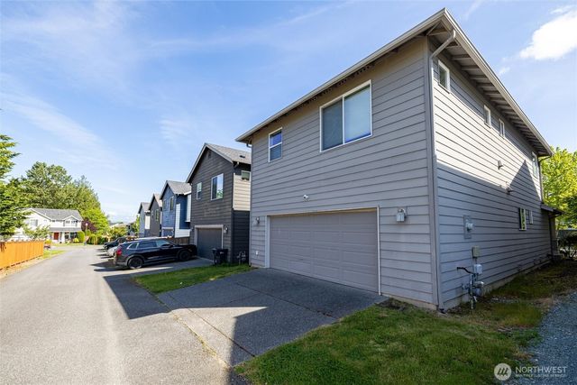 709 Crested Butte Boulevard, Mount Vernon, WA 98273