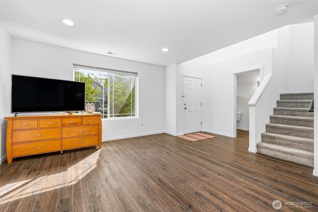 709 Crested Butte Boulevard, Mount Vernon, WA 98273
