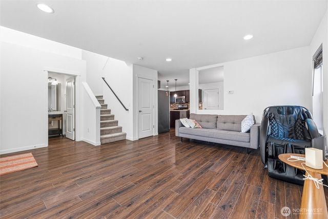 709 Crested Butte Boulevard, Mount Vernon, WA 98273