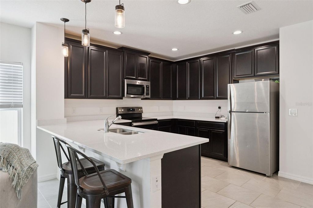 Image 11 of property listing at 9356 ST THERESE STREET, Groveland, FL 34736