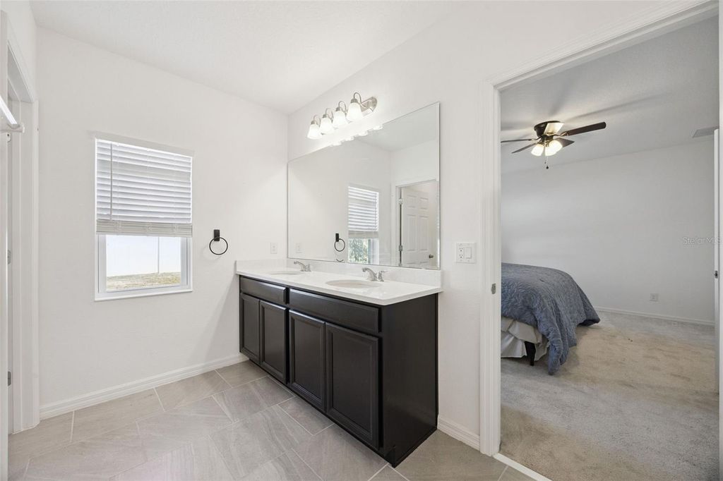 Image 18 of property listing at 9356 ST THERESE STREET, Groveland, FL 34736