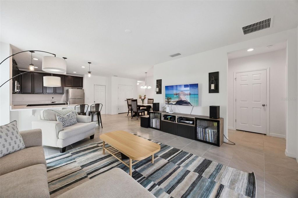 Image 4 of property listing at 9356 ST THERESE STREET, Groveland, FL 34736