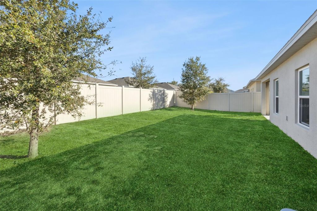 Image 33 of property listing at 9356 ST THERESE STREET, Groveland, FL 34736