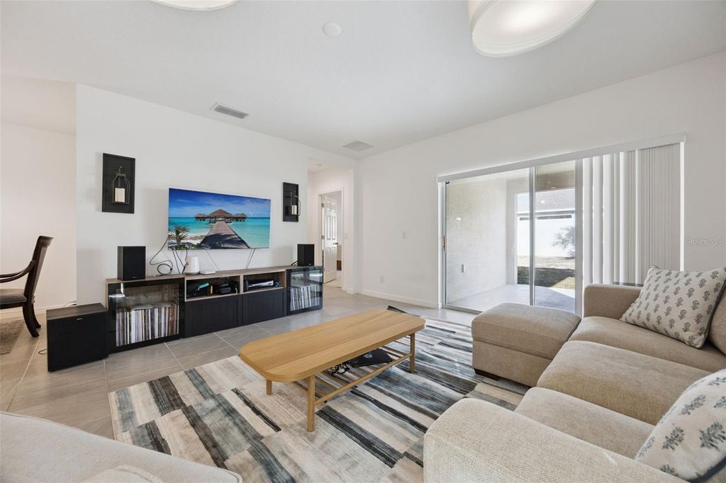 Image 6 of property listing at 9356 ST THERESE STREET, Groveland, FL 34736