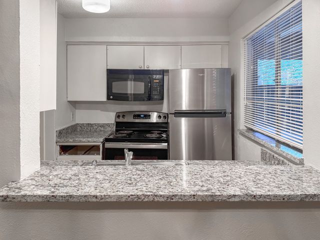 5138 Amesbury Drive 110, Dallas, TX 75206