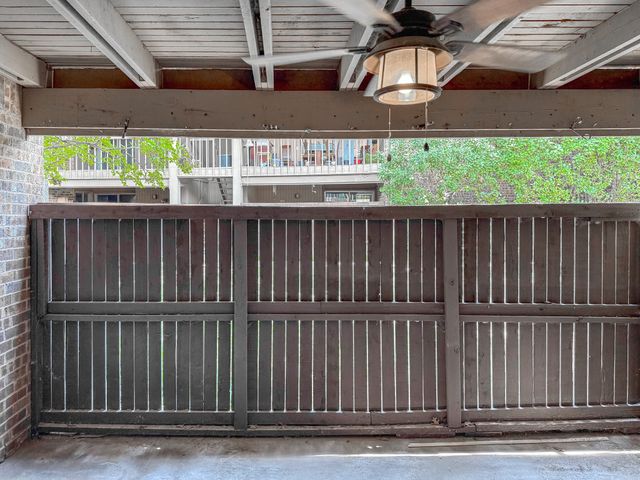 5138 Amesbury Drive 110, Dallas, TX 75206