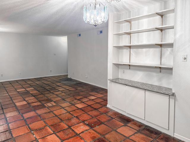 5138 Amesbury Drive 110, Dallas, TX 75206