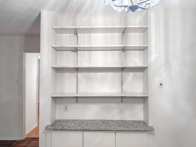 5138 Amesbury Drive 110, Dallas, TX 75206