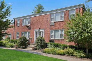 70 Manville Road 1, Pleasantville, NY 10570