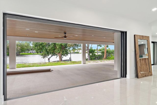 7523 Pine Tree Lane, Lake Clarke Shores, FL 33406