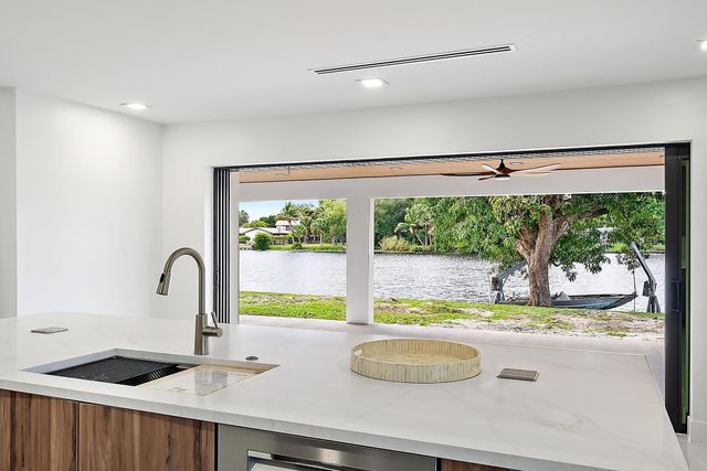 7523 Pine Tree Lane, Lake Clarke Shores, FL 33406