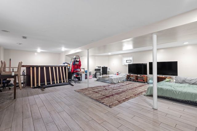 1907 Suffolk Avenue, Westchester, IL 60154