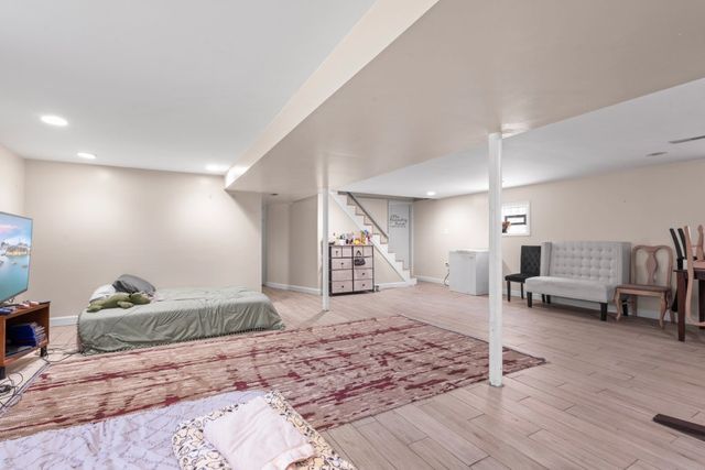 1907 Suffolk Avenue, Westchester, IL 60154