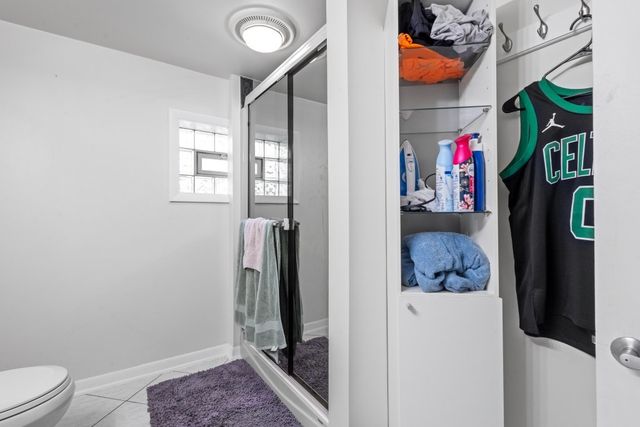 1907 Suffolk Avenue, Westchester, IL 60154