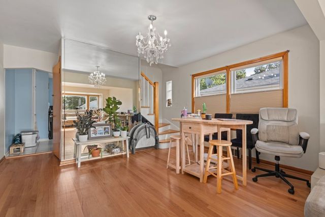 1907 Suffolk Avenue, Westchester, IL 60154