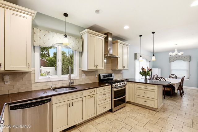 1903 Vernon Street, Oakhurst, NJ 07755