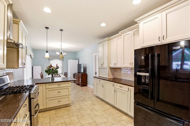 1903 Vernon Street, Oakhurst, NJ 07755