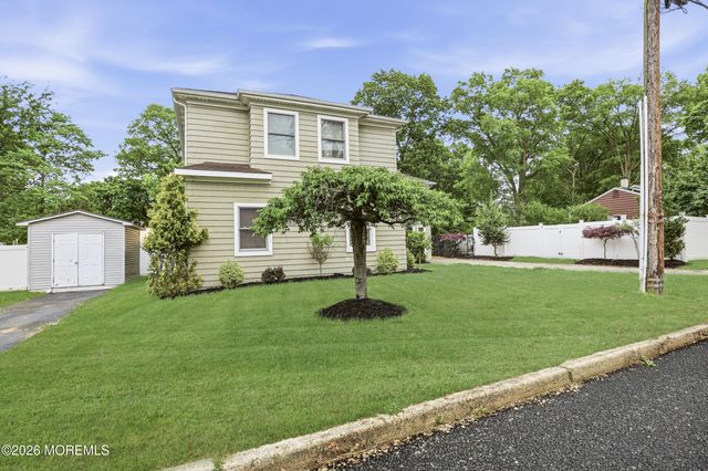 1903 Vernon Street, Oakhurst, NJ 07755