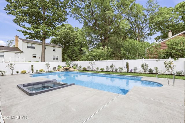 1903 Vernon Street, Oakhurst, NJ 07755