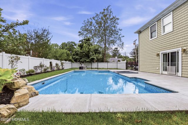 1903 Vernon Street, Oakhurst, NJ 07755