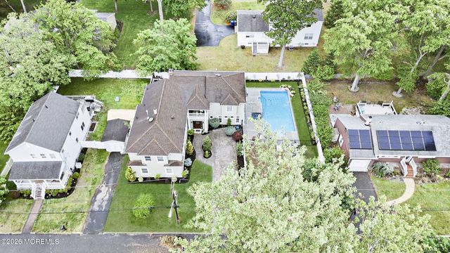 1903 Vernon Street, Oakhurst, NJ 07755