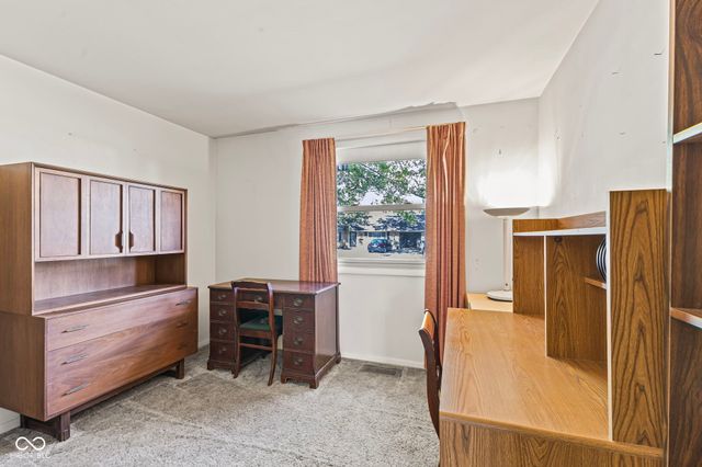 11105 McDowell Drive E, Indianapolis, IN 46229