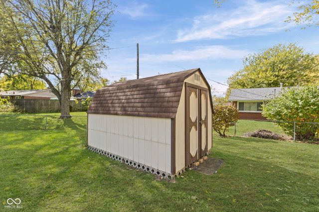 11105 McDowell Drive E, Indianapolis, IN 46229