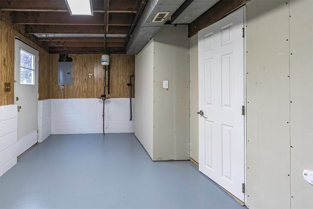 3306 DAVISON Avenue, Erie, PA 16504