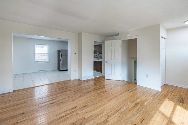3306 DAVISON Avenue, Erie, PA 16504