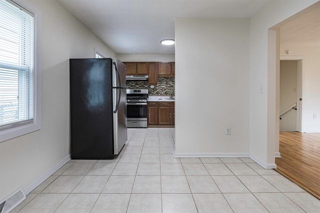 3306 DAVISON Avenue, Erie, PA 16504