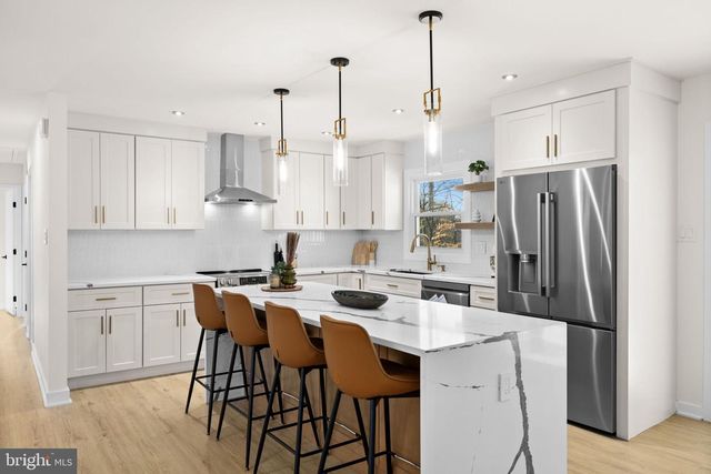 2221 HARPOON DR, Stafford, VA 22554