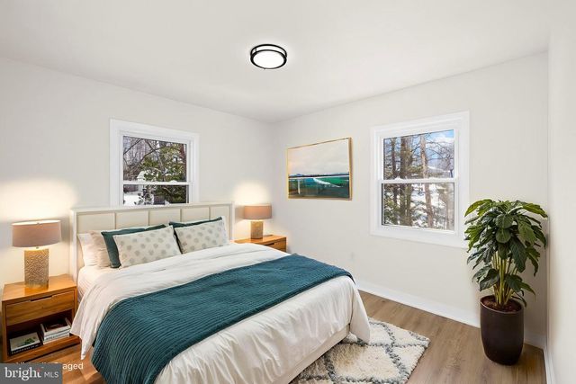 2221 HARPOON DR, Stafford, VA 22554