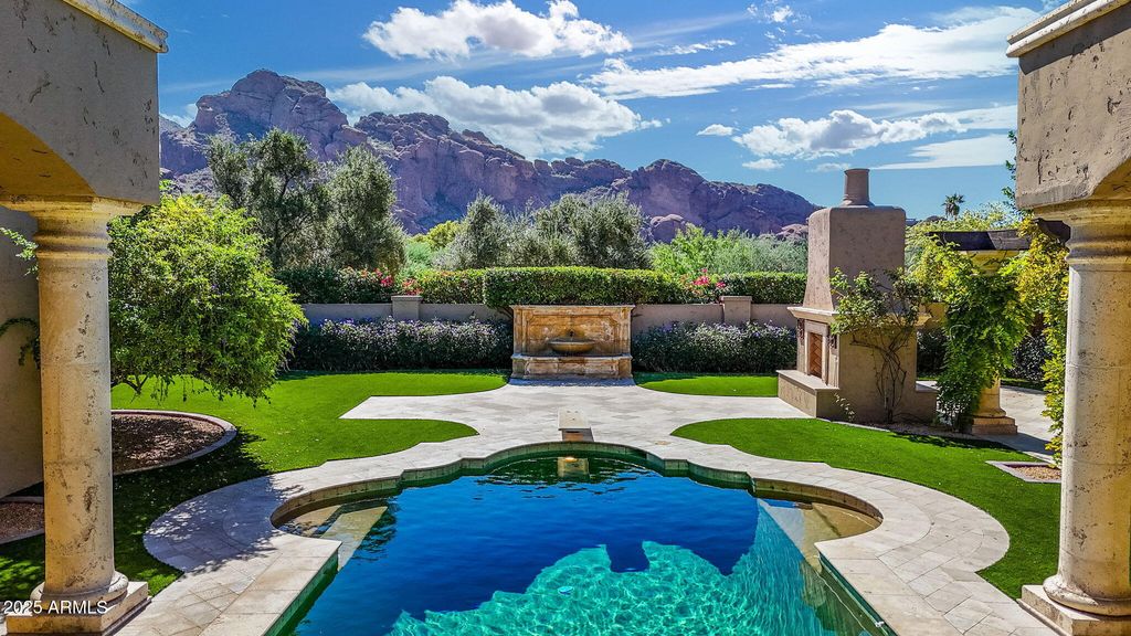 6324 N 48TH Place, Paradise Valley, AZ 85253