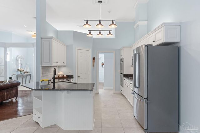 1196 Mary Lou Ln, Gulf Breeze, FL 32563