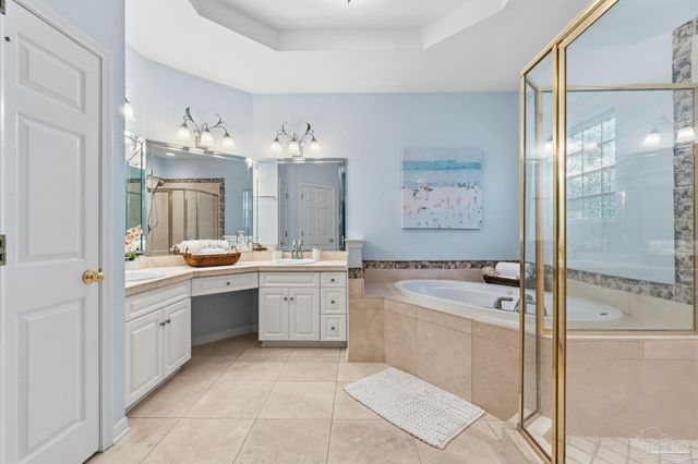 1196 Mary Lou Ln, Gulf Breeze, FL 32563