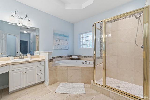 1196 Mary Lou Ln, Gulf Breeze, FL 32563