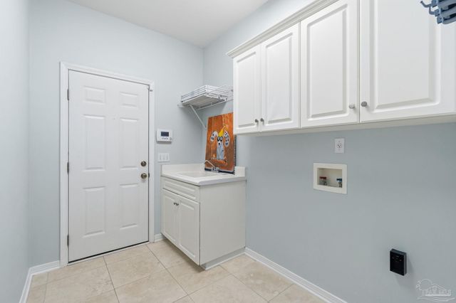 1196 Mary Lou Ln, Gulf Breeze, FL 32563