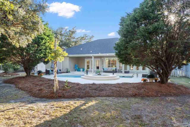 1196 Mary Lou Ln, Gulf Breeze, FL 32563