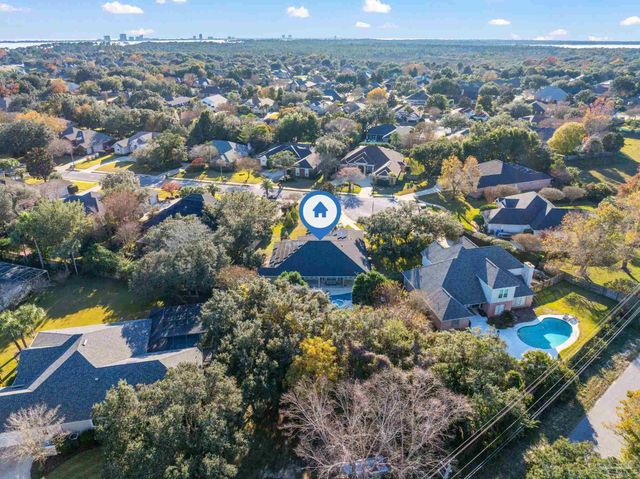 1196 Mary Lou Ln, Gulf Breeze, FL 32563