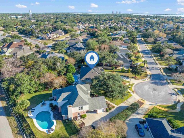 1196 Mary Lou Ln, Gulf Breeze, FL 32563