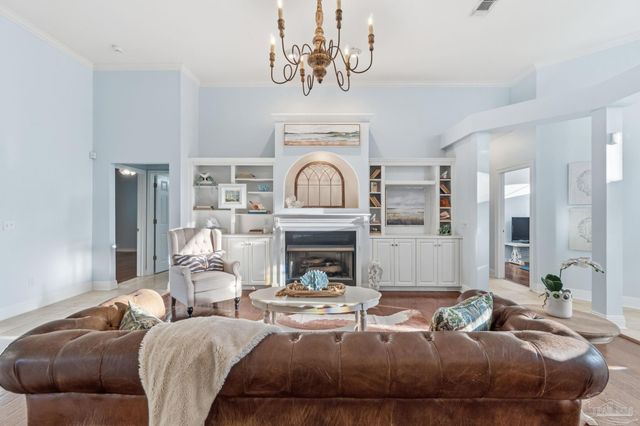 1196 Mary Lou Ln, Gulf Breeze, FL 32563