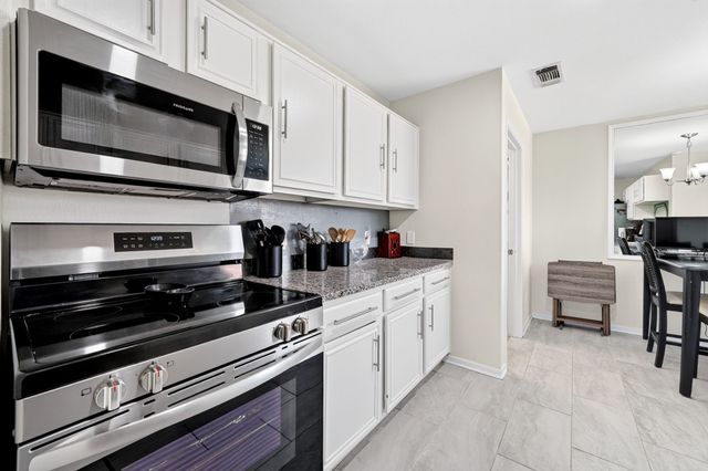 9339 CRIMNSON Court, Dallas, TX 75217