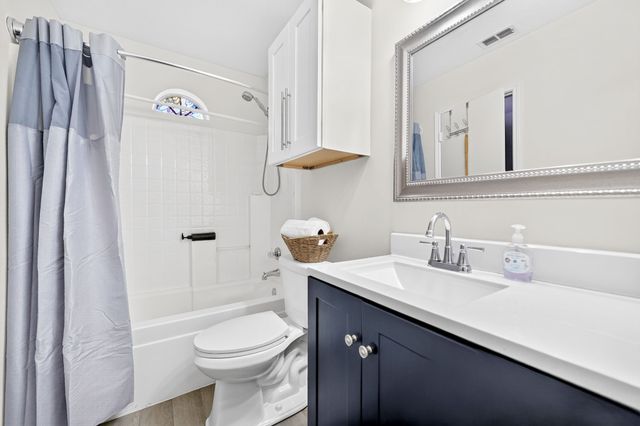 9339 CRIMNSON Court, Dallas, TX 75217