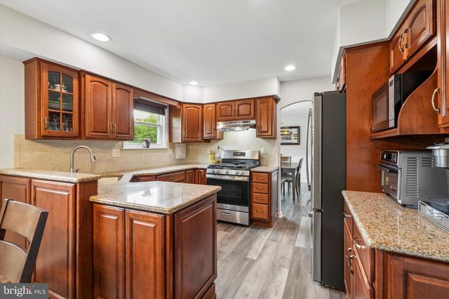 609 NORMA DR, Thorndale, PA 19372